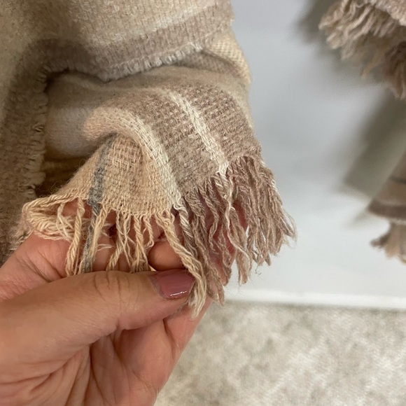 Boho Fringe Cardigan - Picture 4 of 4